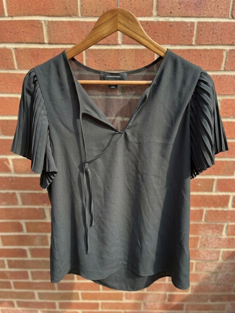 Atmosphere Pleated-Sleeve V-Neck Blouse Size UK 14