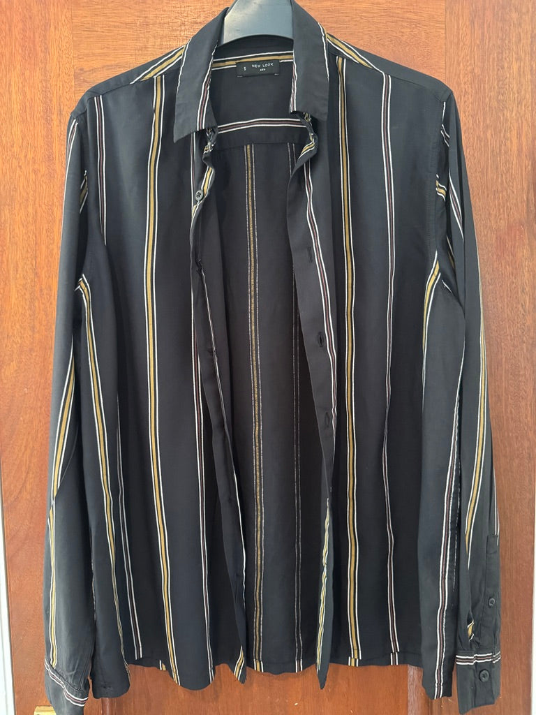 New Look Men's Black Vertical Stripe Long Sleeve Shirt – Size S (Chest 89-94cm)