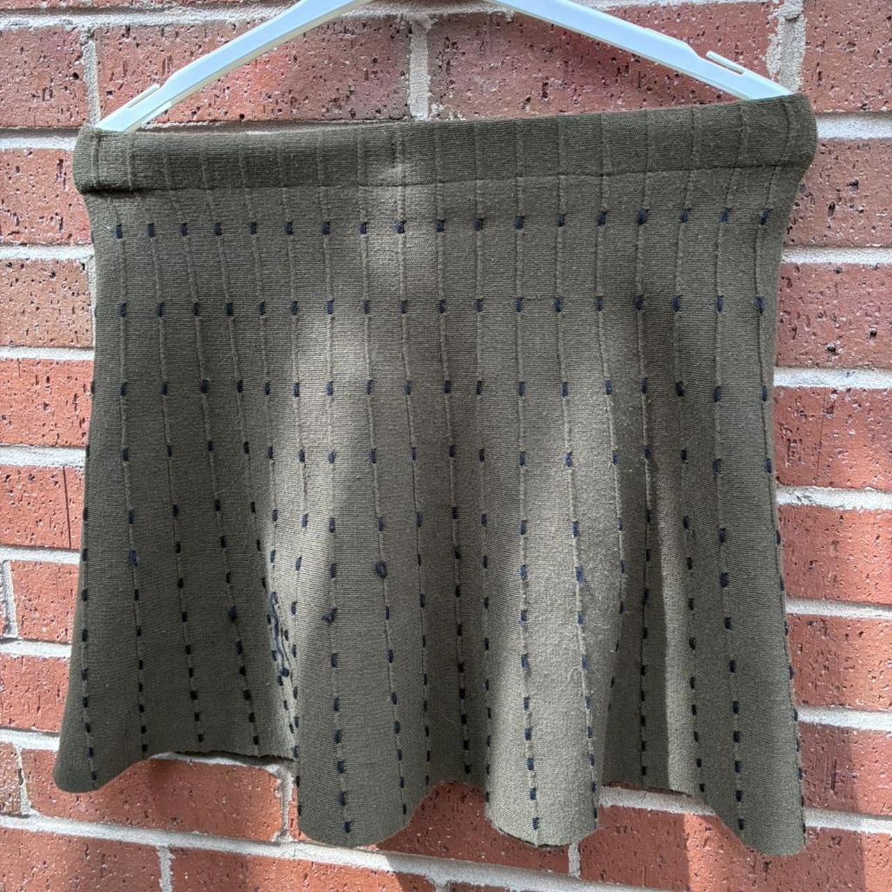 Zara Khaki Olive Green Pleated Knit Mini Skirt with Black Polka Dot Detail - Size L